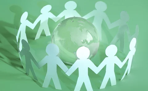 people_globe_global code_Getty - web.jpg 