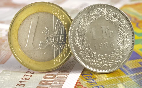 Swiss central bank abandons euro peg