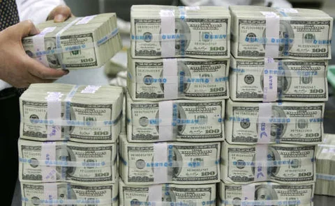 dollar-stacks-wall2