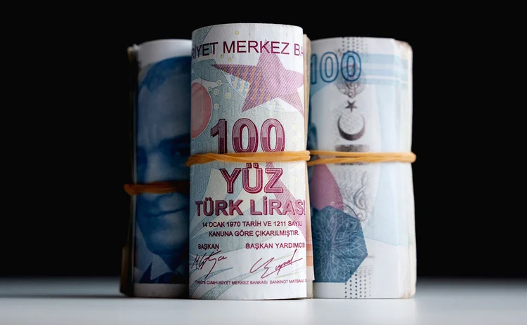 Turkish-lira-risks-deter-hedge-funds Turkish-lira-risks-deter-hedge-funds