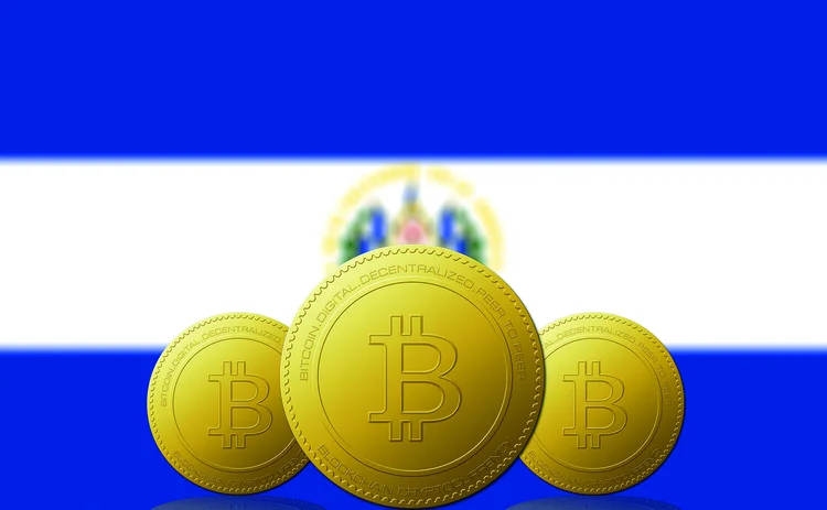 El Salvador flag and bitcoin