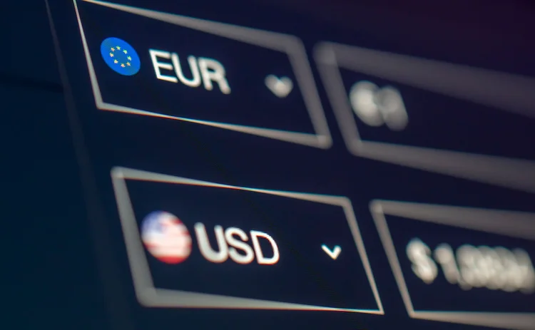euro and dollar exchange rate display