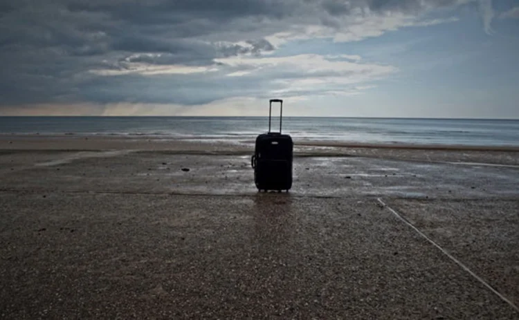 luggage-on-holiday luggage-on-holiday