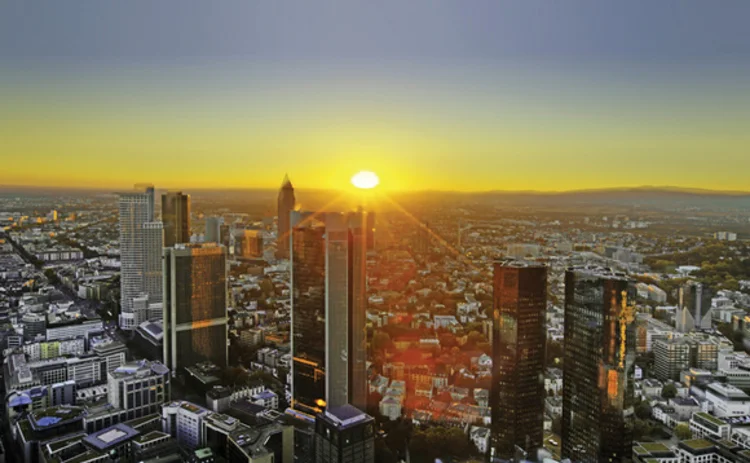 frankfurt-sunrise-1-vertical-web frankfurt-sunrise-1-vertical-web
