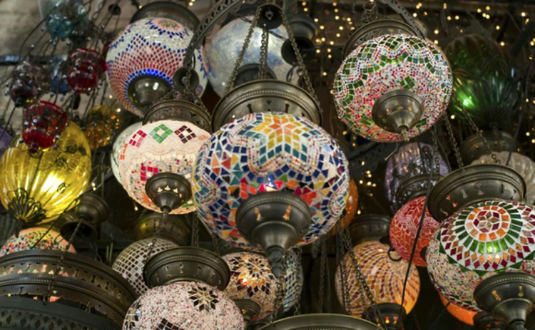 islamic-art-glass-mosaic-lanterns-hanging-in-antique-shop