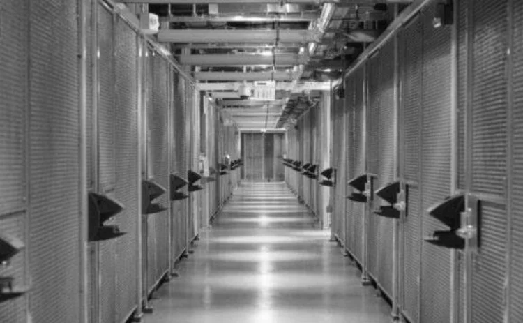 Equinix LD4 Equinix LD4