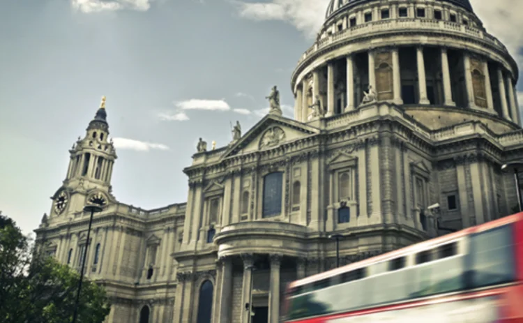 A London bus at St Paul's