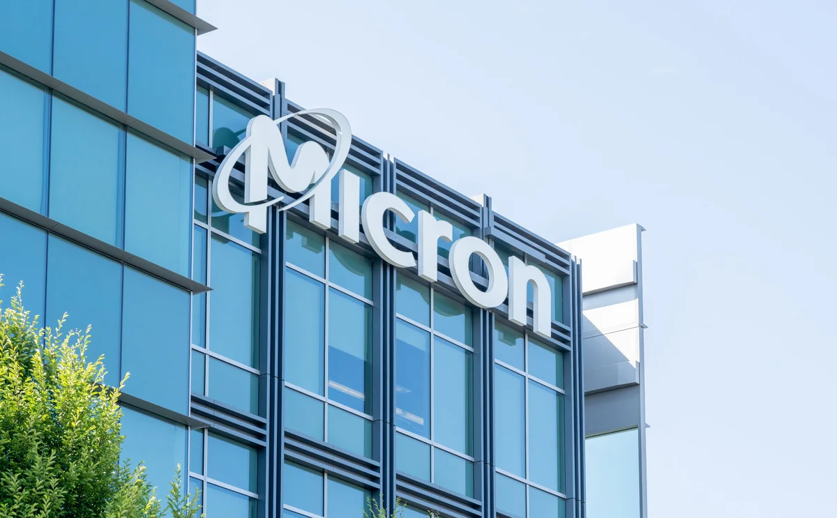 Alphabet, Micron ramp up FX hedging