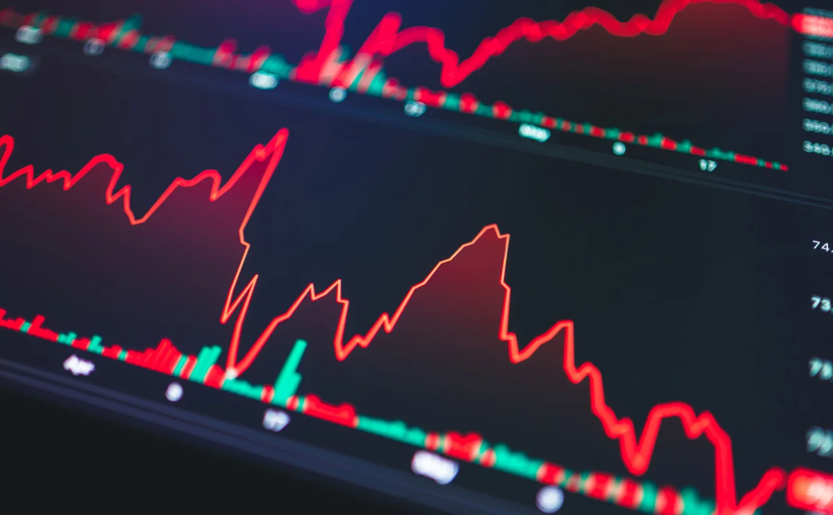 Actual cash rides the hybrid choices wave